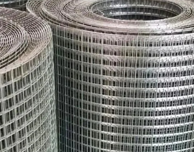 Различные сферы применения сварной сетки на стройке и в хозяйстве